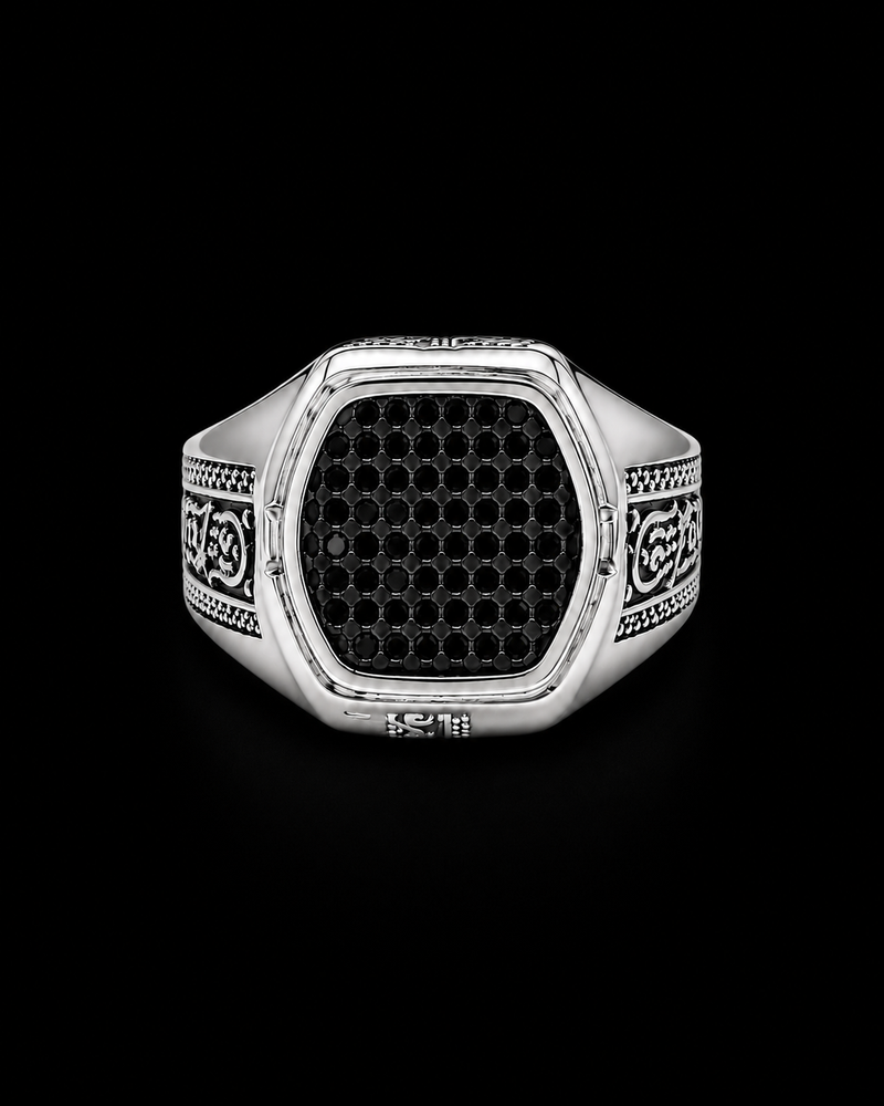 Qurtaba Noir Ring